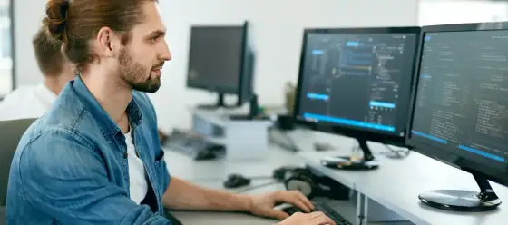 IT-tekniker - Lön, utbildning och karriärvägar i Sverige